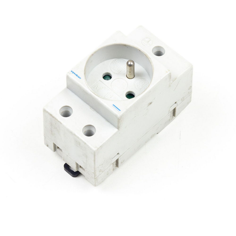 VYNCKIER M1174 Modular Socket 