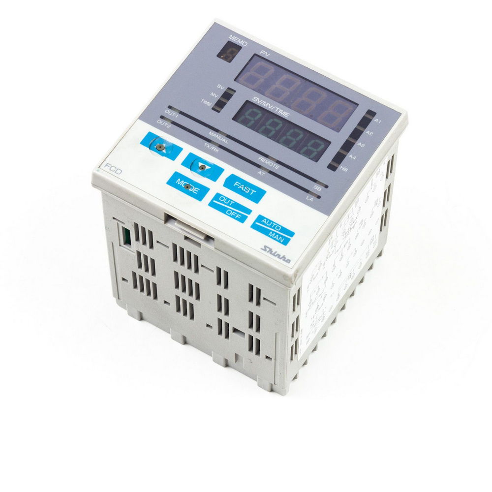 SHINKO FCD-15A-R/M Multirange temperature Controller: FCD-15A